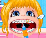 Baby Barbie aparat dentar