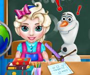Baby Elsa la scoala