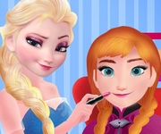 Elsa makeup artist