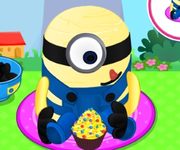 Minionul gateste tort de nastere