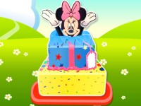Minnie Mouse tortul surpriza