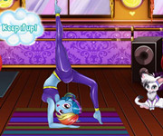 Rainbow Dash face yoga