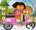 Dora pe scuter